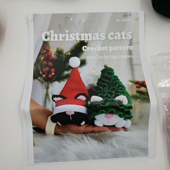 Christmas Cats Crochet Kit Holiday Animal Plush Gnome Hats Acrylic Yarn Medium - Picture 12 of 16